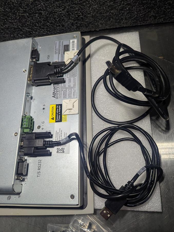Used 2020 Advantech FPM-5151G Monitor Touch Screen Advantech FPM-5151G Monitor Touch Screen