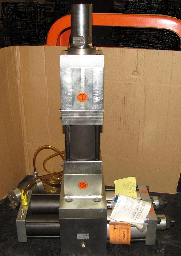 PHD Series 2000-8000 Multi-Position  Rotary Actuator MR13B  *new*