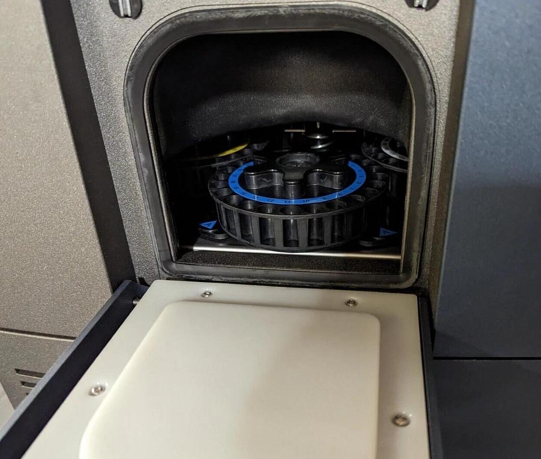 Refurbished 2014 Waters E2695 Alliance HPLC System with bottle tray and column heater