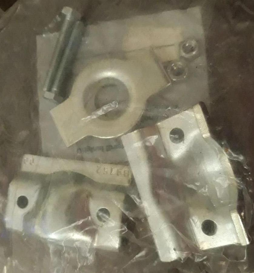 1, Lot of 2, Demag 98026044 Clamp