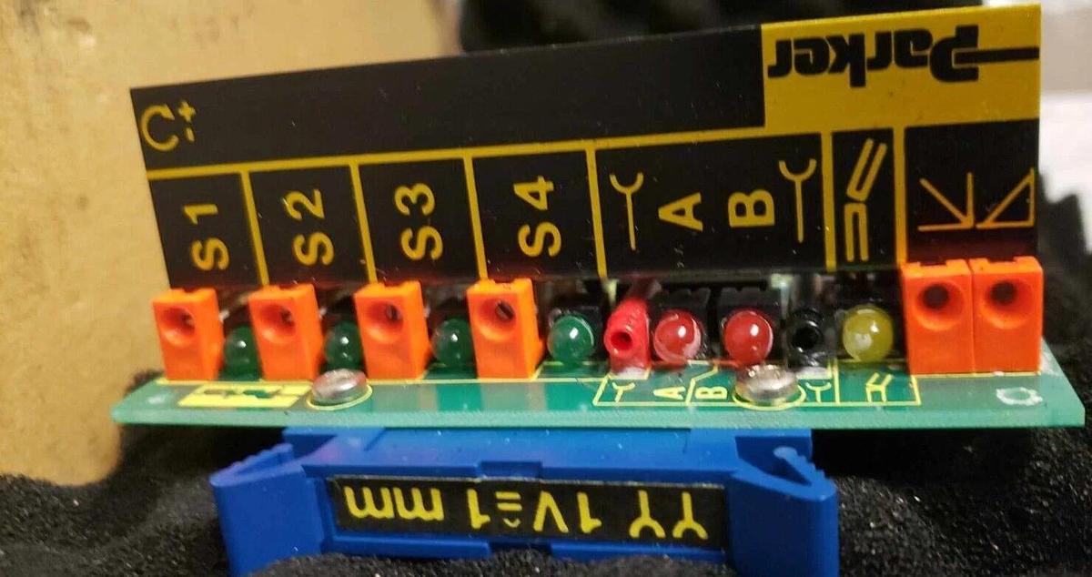 Parker Hannifin EW10 101D/4 Power Amplifier for DC Valves, Driver Board