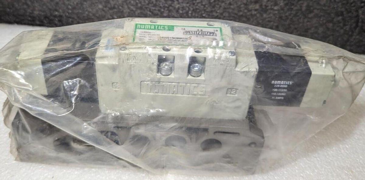 Numatics I24SS515K000030  Pnuematic Solenoid Valve