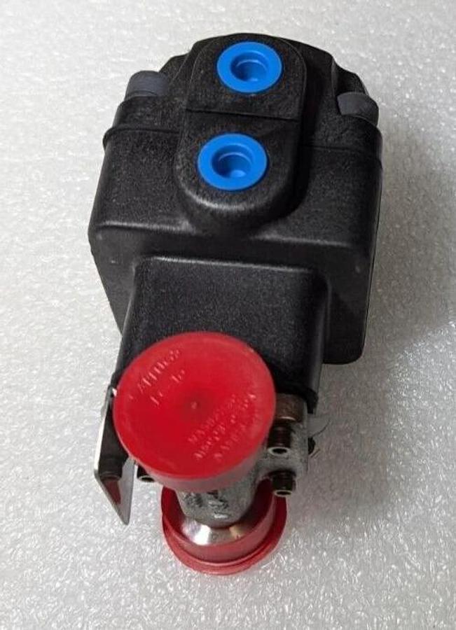 ITT Pure-Flo  .38" (DN10) CWP150 Stainless Steel Diaphragm Valve tri clamp