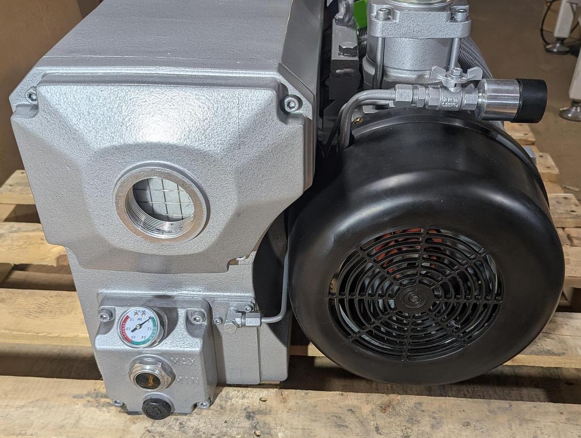 7 1/2 hp Tuthill KVA 160 TH-M4 V0 Series Single Stage Rotary Vane Vacuum Pump