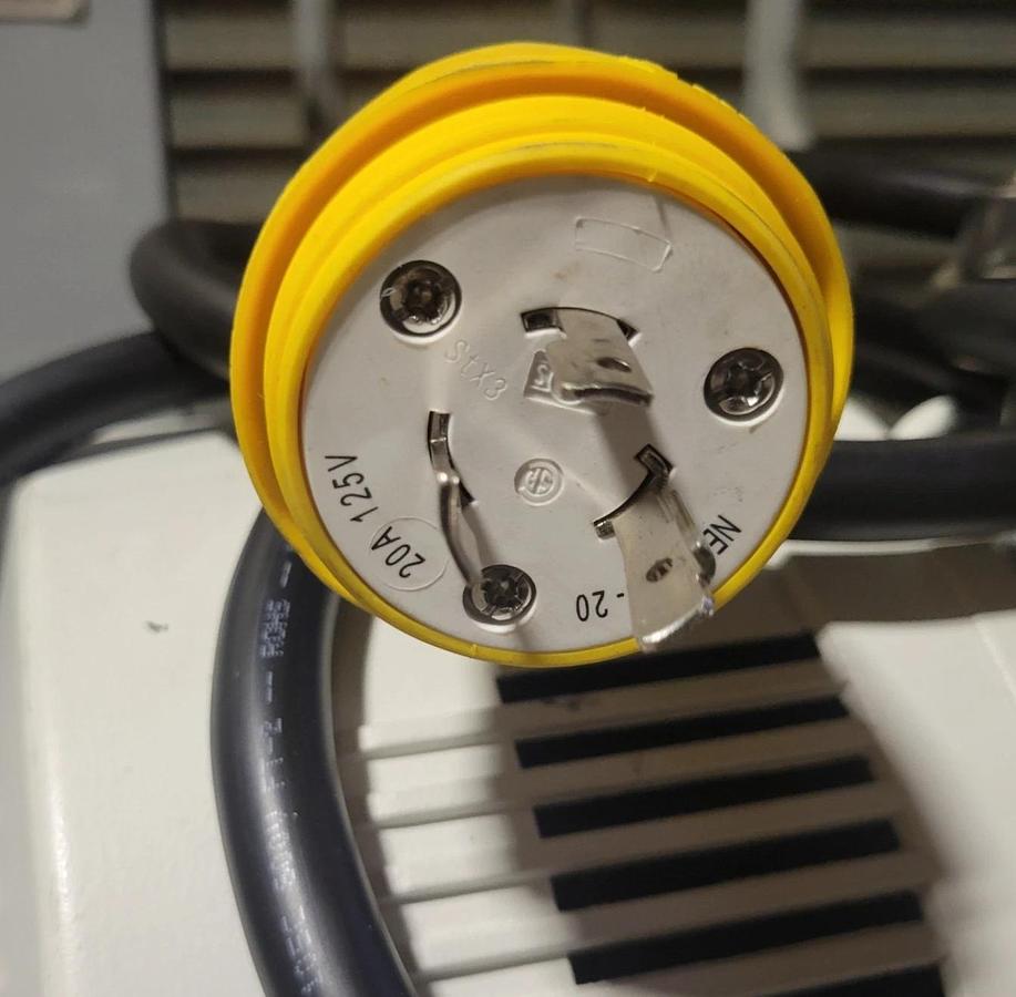Used Busch Fossa  FO 0015 A  dry scroll vacuum pump