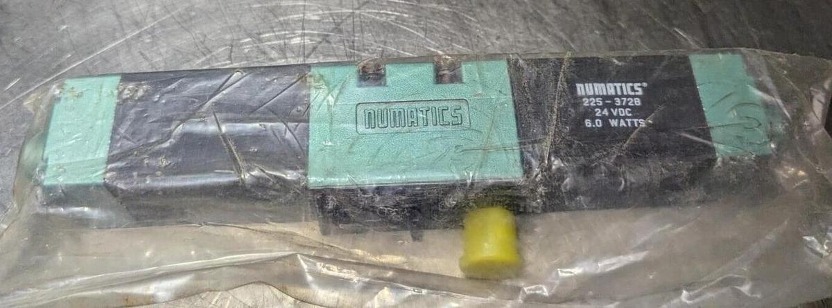 Numatics 152SS600M000061 Pneumatic Solenoid Valve 150 PSIG-Air