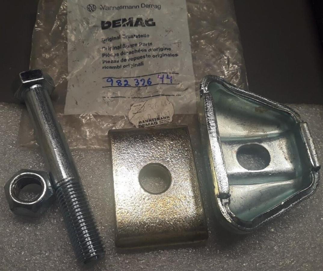 1, Lot of 2,Demag  Clamp 982-326-44