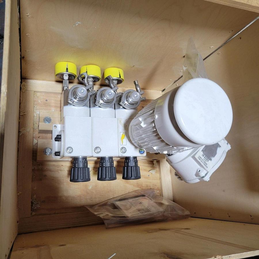 LEWA ECODOS DIAPHRAGM METERING PUMP EEC 0025 S13, vfd compatible