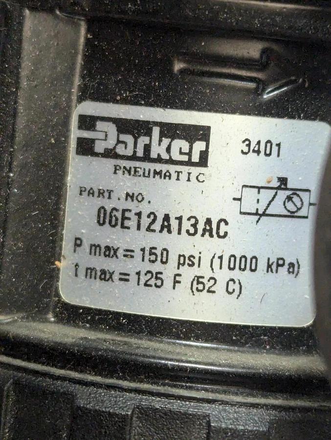 Used Parker 06E12A13AC Filter Regulator