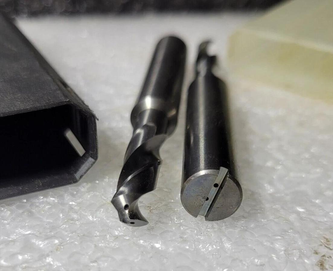 Guhring  Drill Carbide DK460UF Coolant  7mm ZL-Bohrer-KI-R *new*