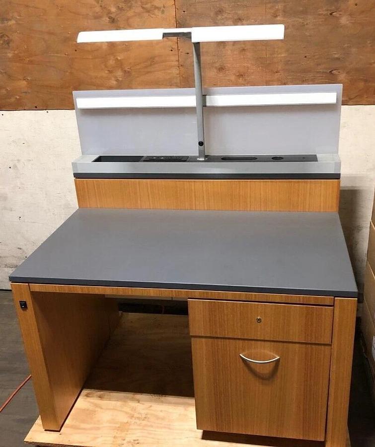 Used Mott Lab Mfg adjustable height 4' lab bench, Mott manufacturing
