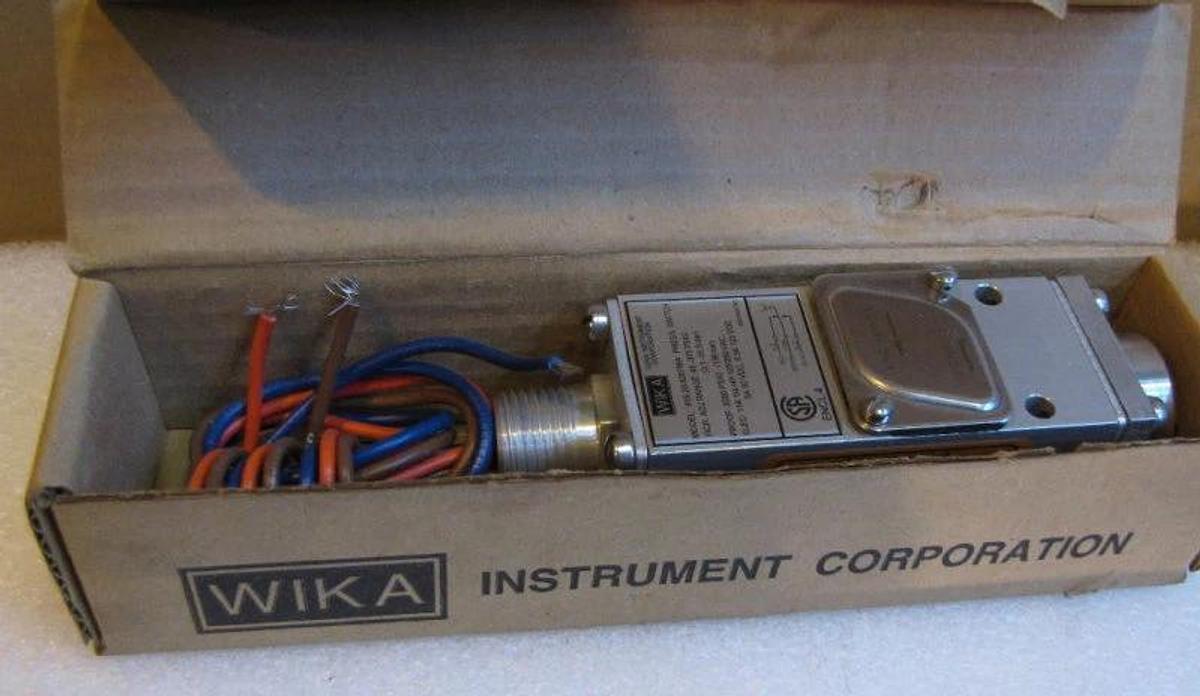 WIKA  855.20/4207964 Pressure Switch 45-375psi  SS  NEW