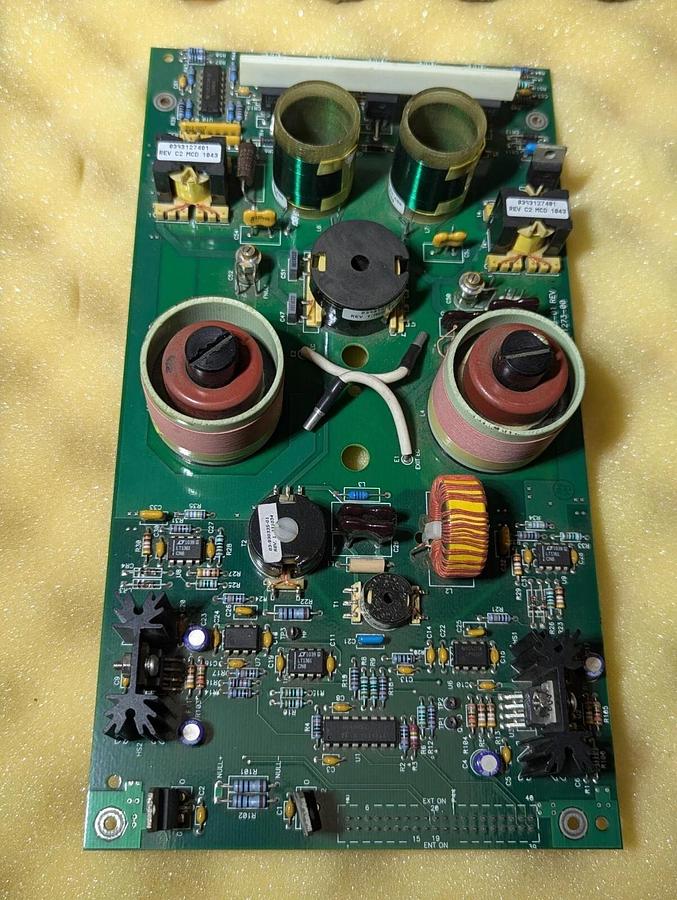 Varian Saturn 4000 Upper Manifold Analyzer  03-931270-01