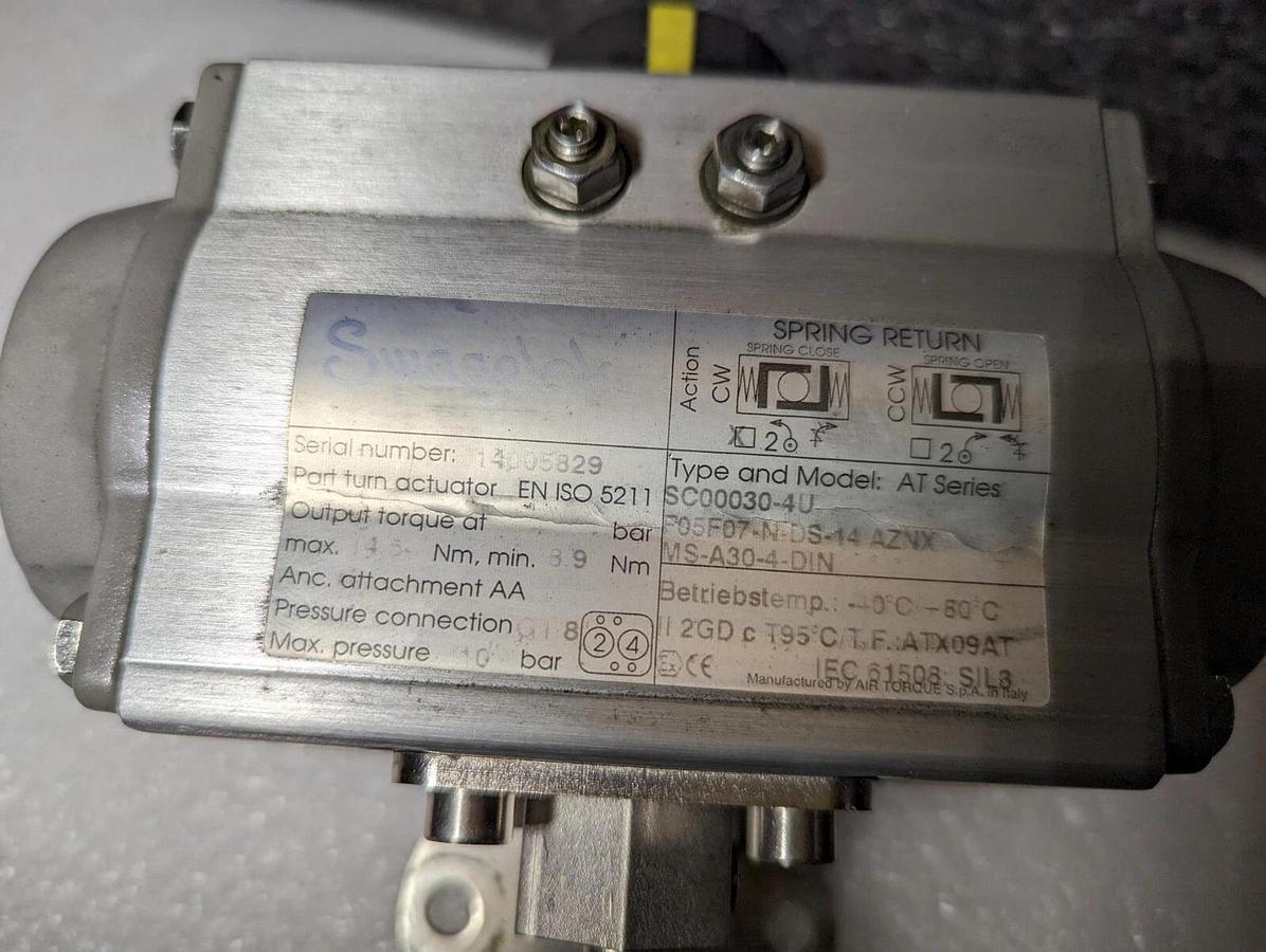 Used Swagelok  SC00030-4U ,MS-A30-4-DIN Rotary Actuator, 90°, Spring-Return
