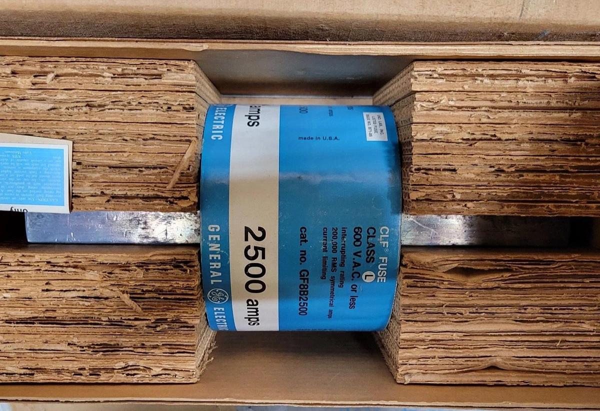 GF8B2500 General Electric (GE) CLF Fuse, Class L, 600V 2500A