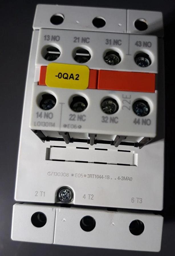 Used Siemens 3RT1044-1B-3MA0 Power Contactor w/ 3RT1921-1H22-AA1 /3RH1926-1BB00