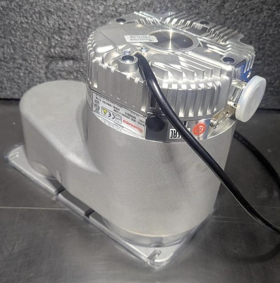 Used Edwards NEXT 200200D Compound Turbomolecular Vacuum Pump V. 160W