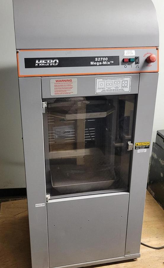 Used HERO S2700 MEGA-MIX 5 GALLON PAINT SHAKER MIXER PLATFORM SHAKER