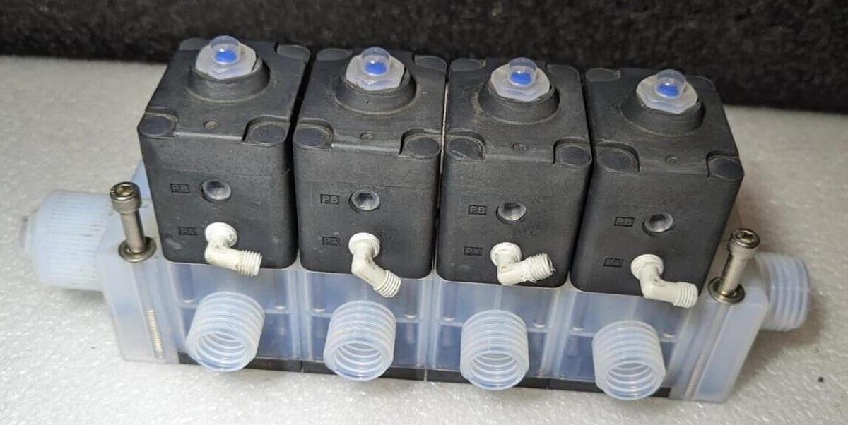 Used SMC LVC40A-S13-4 Valve Pneumatics  LLC4A-04-S13