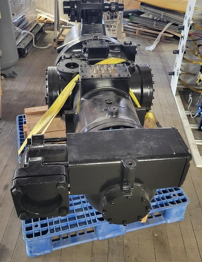 2022 J&E Hall F3BL VVR single screw compressor, HSV232RS17YVR2  Daikin Applied
