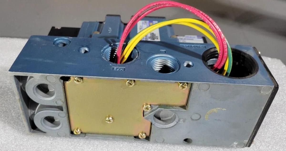 MAC 6323D-000-PM-591DA SOLENOID VALVE & PME591DAAG