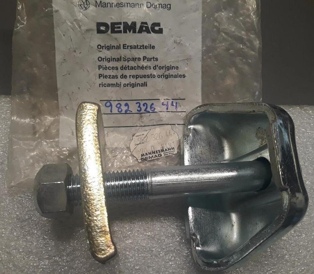 1, Lot of 2,Demag  Clamp 982-326-44