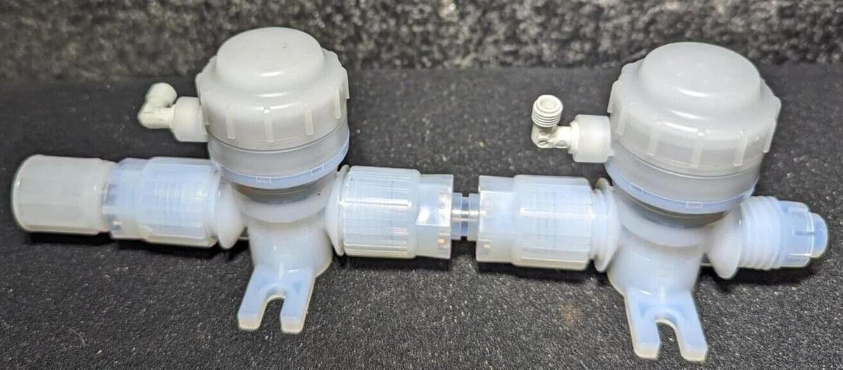 Used SMC LVQ40-Z13N-5 High Purity Pneumatic Diaphragm Valve