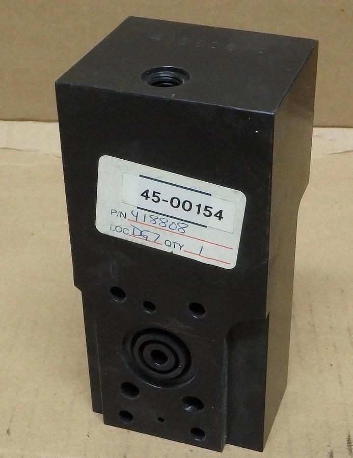Sames Technologies adapter block 418808  NEW