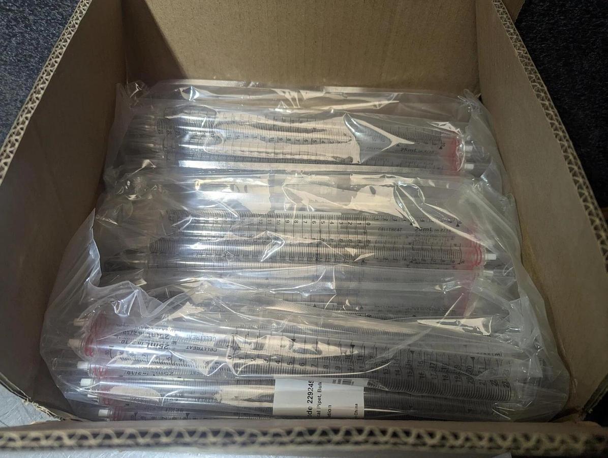 Celltreat Serological Pipets 25ml 229245 ( 25 Count) x 8  sealed  bags (200)