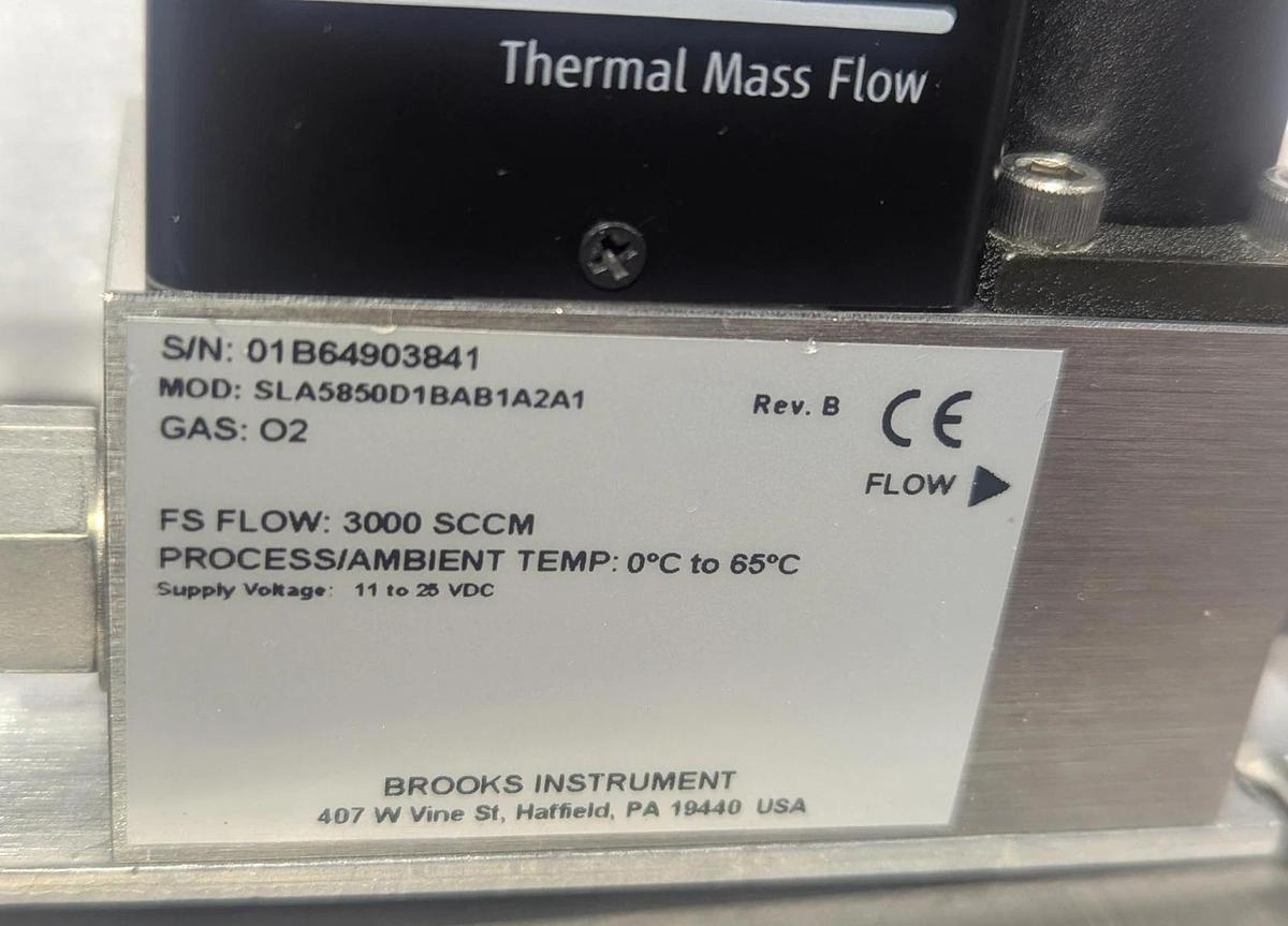 Used Brooks  Instrument  SLA5850D1BAB1A2A1 Mass Flow Controller