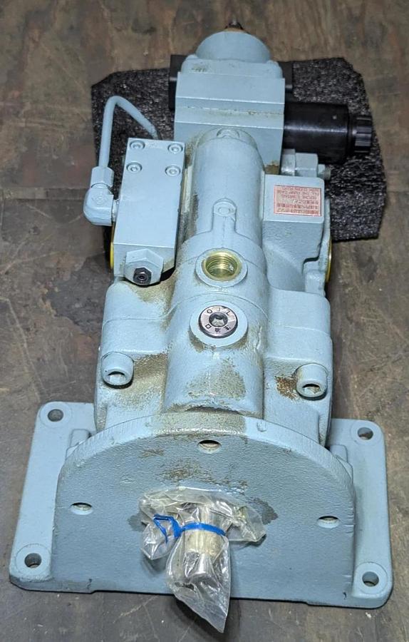 Nachi PVS-2A-35C2S4-12 Hydraulic Piston Pump