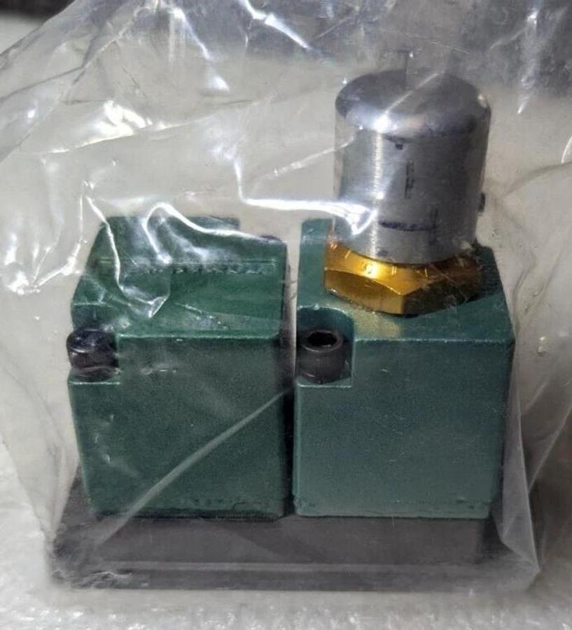 Numatrol TM0-2112  Pneumatic  Timer Valve