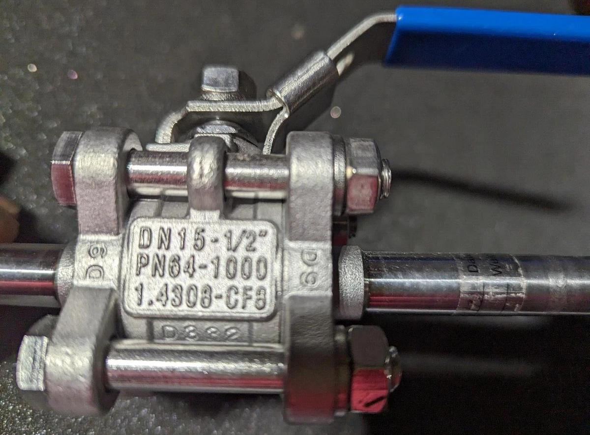 Evans Components SS Ball Valve 1/2" 1000 psi with VCR connections, purge port