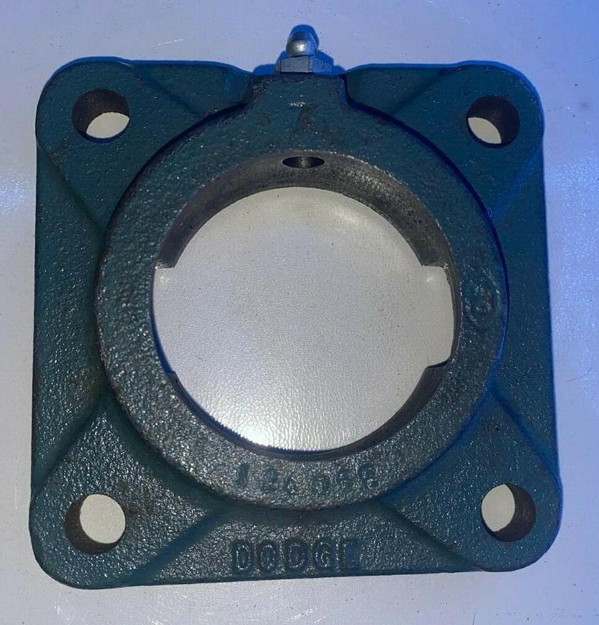 Used Dodge 124 062 Bold Flange Bearing bore housing