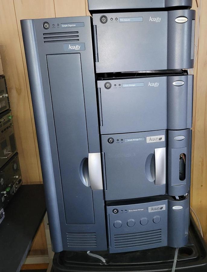 Used 2019 Waters Acquity  I-Class  UPLC with Sample Organizer, PDA detector, Flexcart