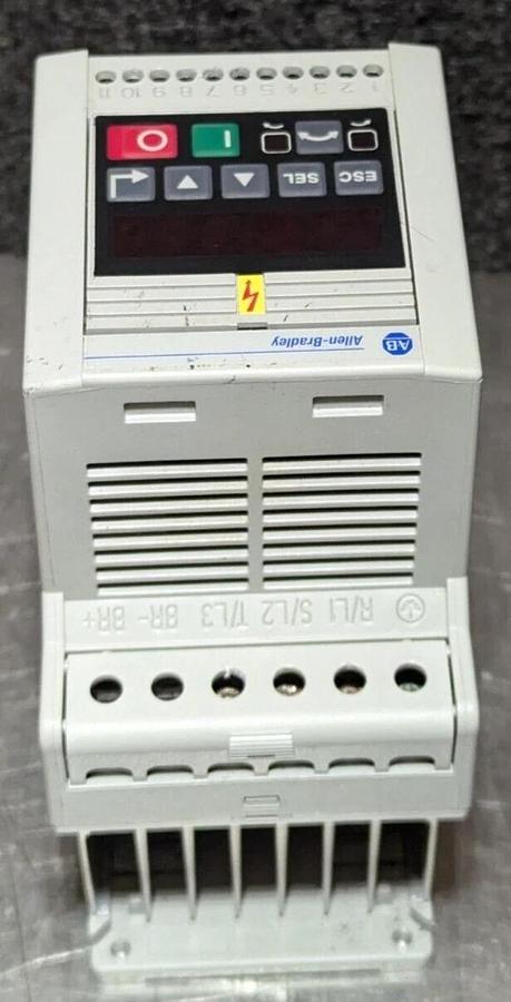 Used Allen Bradley 160-BA04NSF1  Series C  2HP  Analog