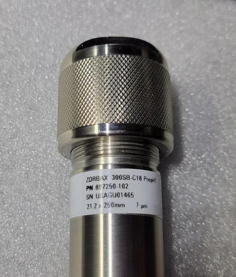Used Agilent 897250-102 ZORBAX StableBond 300 C18, 21.2 x 250 mm, 7 µm, PrepHT