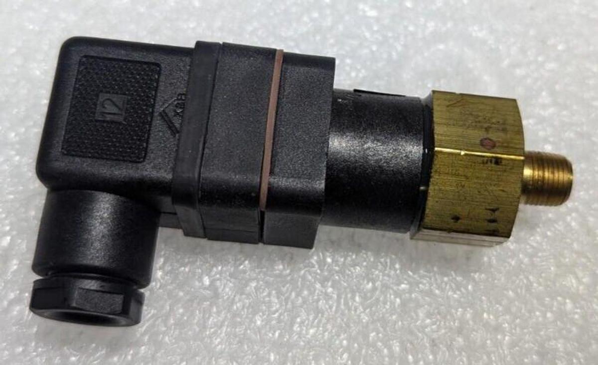 Eaton Vickers 3039707 Pressure Switch