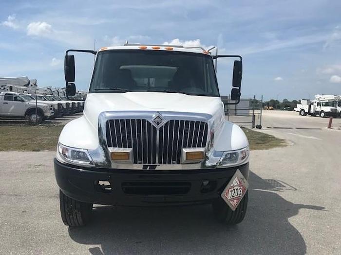 Used 2006 International 4300 Fuel Truck - C83458