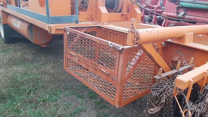 Used 2001 Frontier 4 Axle Carrier Style Oilfield Pump / Kill Truck