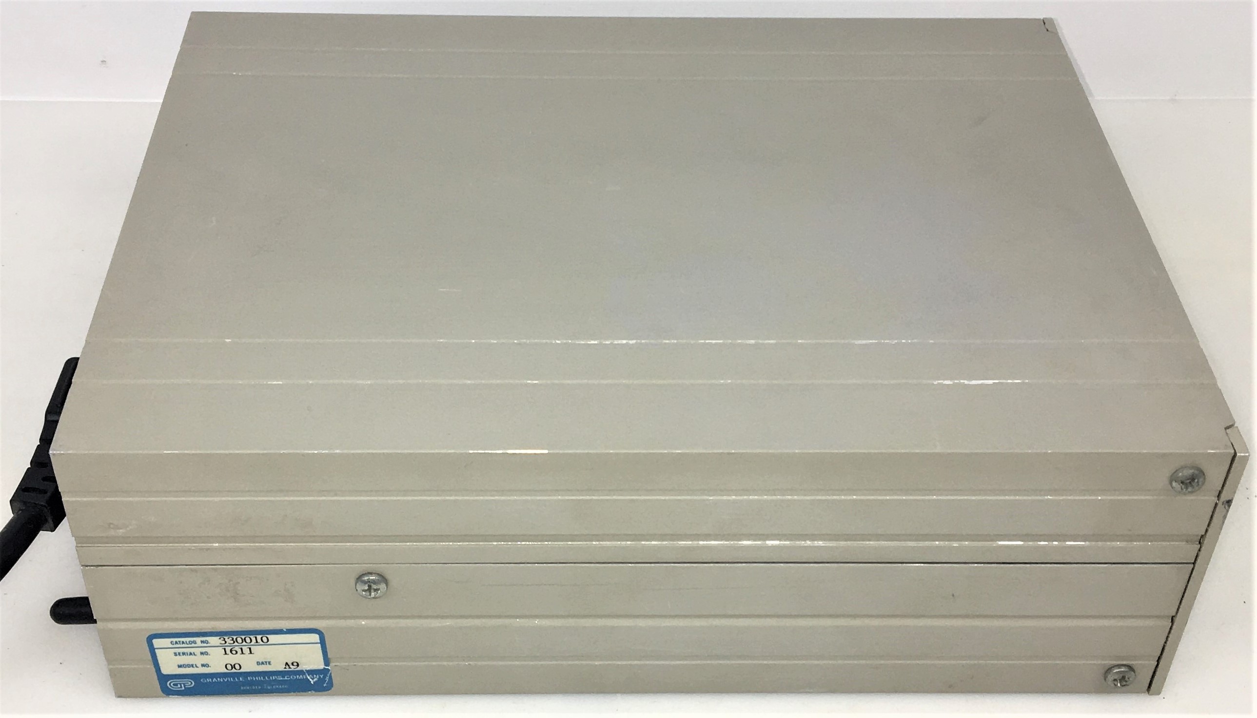 Used Hewlett Packard 59822B Ionization Gauge Controller