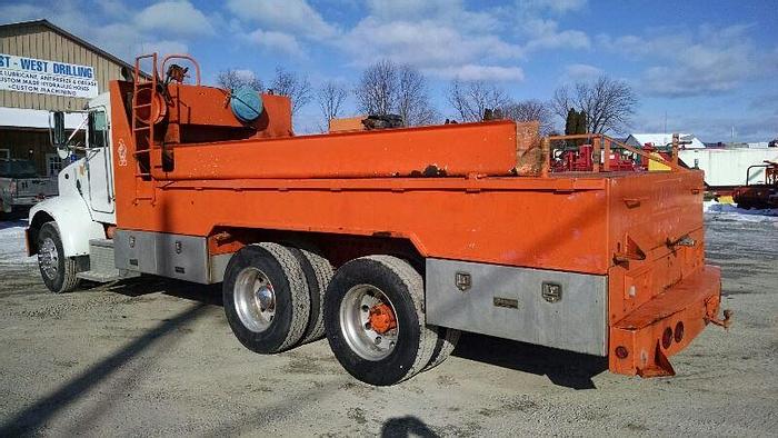 Used 1999 Peterbilt 330 Water Truck