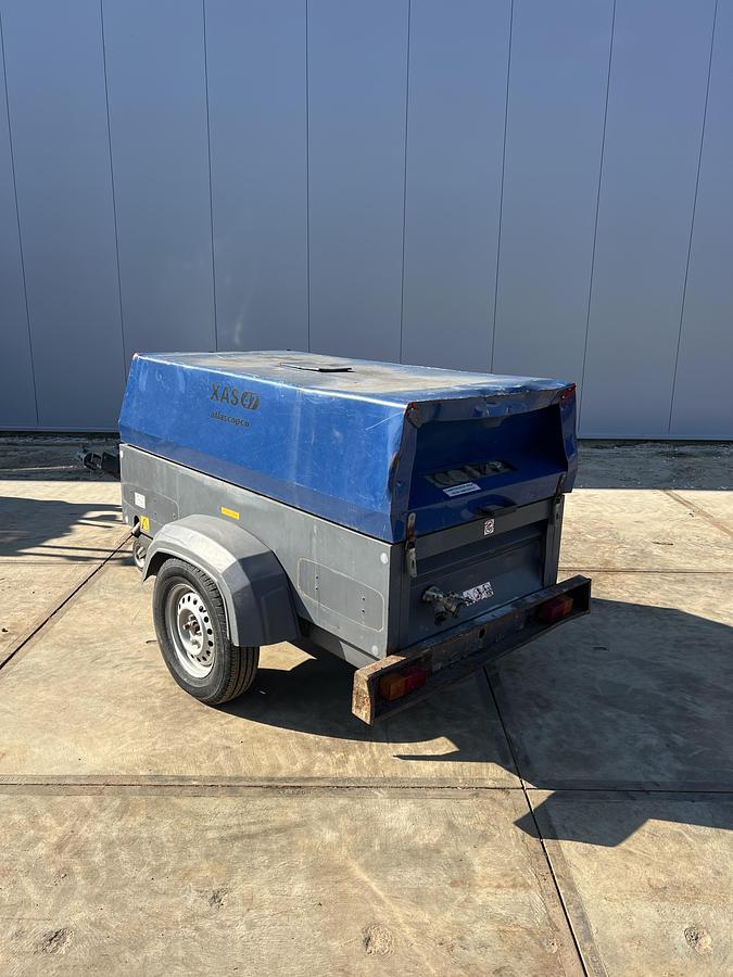 Gebruikt 2008 Atlas Copco XAHS 37 Dd