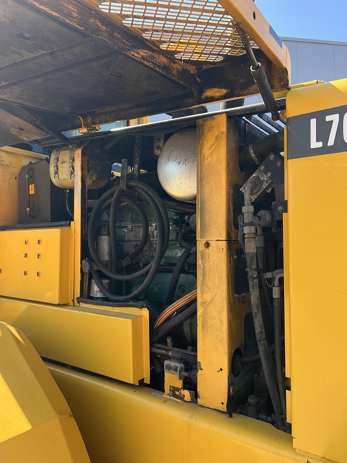 Used 2001 Volvo L70D