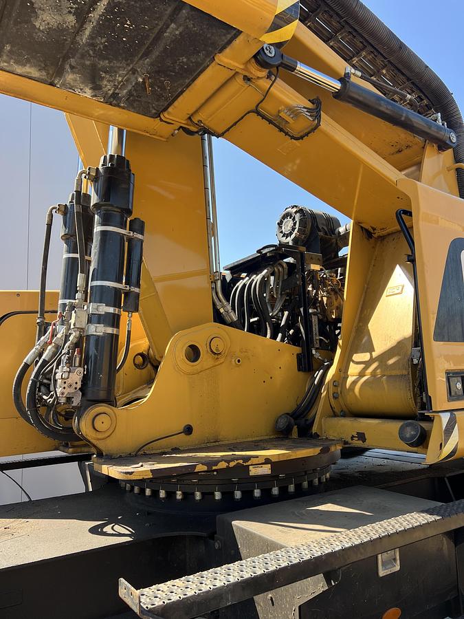 Gebruikt 2016 Caterpillar MH3022
