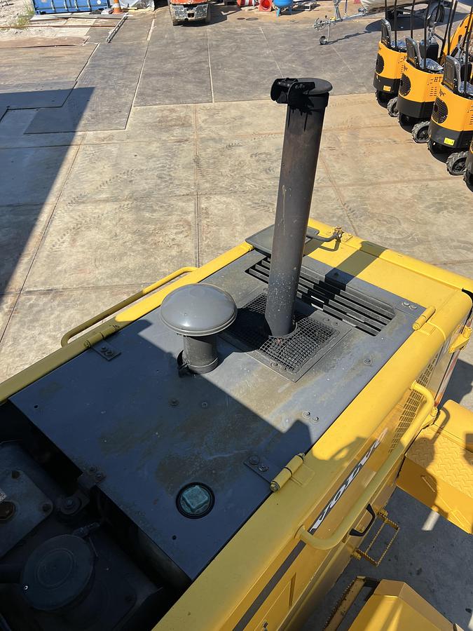 Used 2001 Volvo L70D