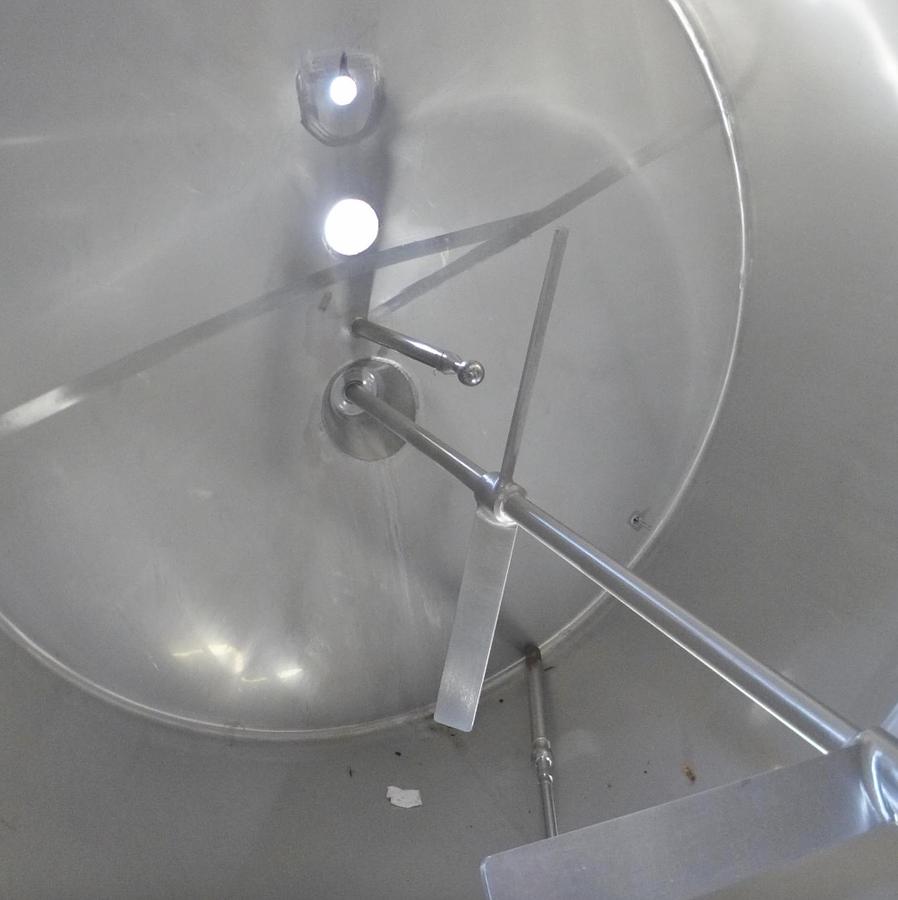 Used 14,000 Litre 304 Stainless Steel Mixing Tank