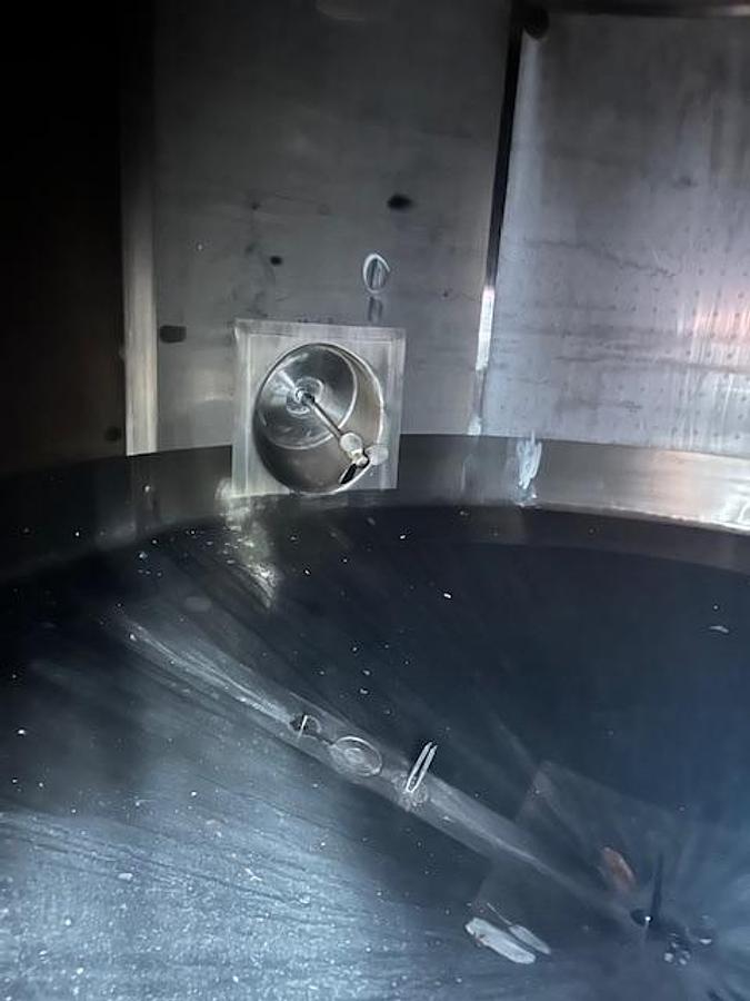 Used 2 x 10,000 Litre Stainless steel Insulated storage Tanks