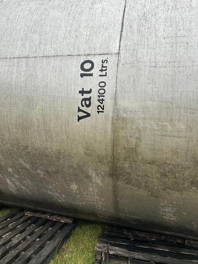 Used 100,000 Litre Stainless Steel Storage Tanks