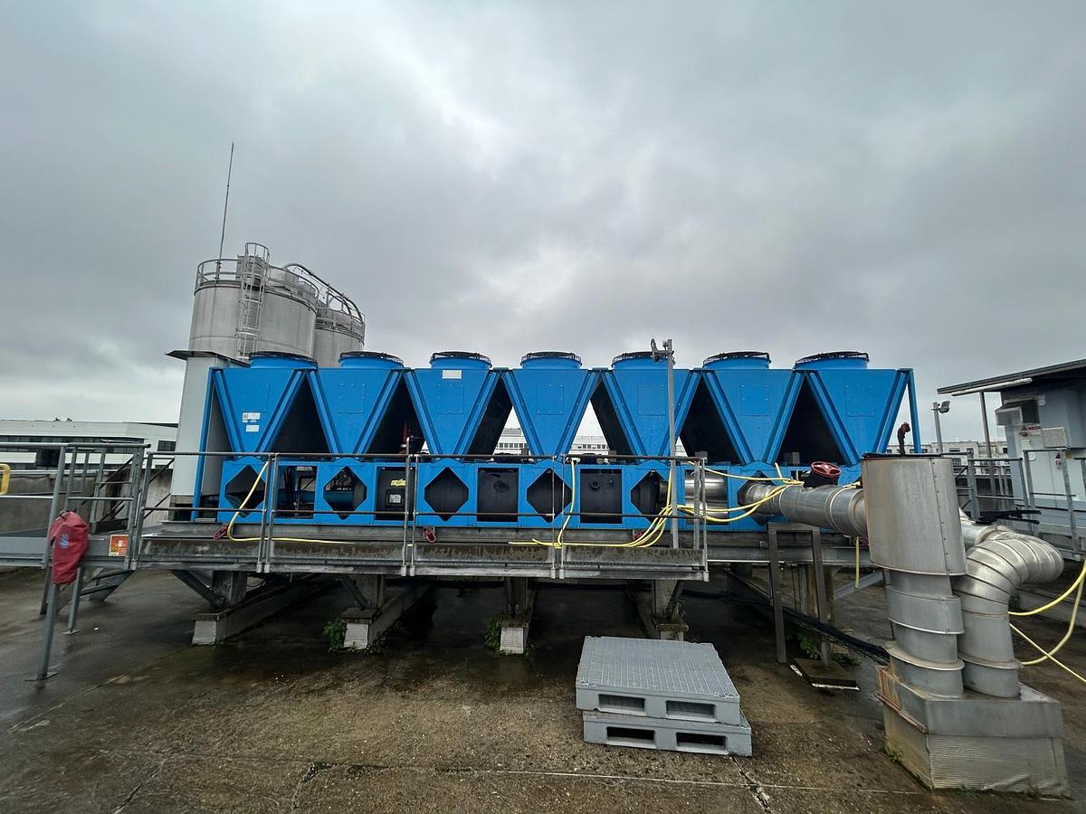 Used 2011 Axima Water Chiller Unit